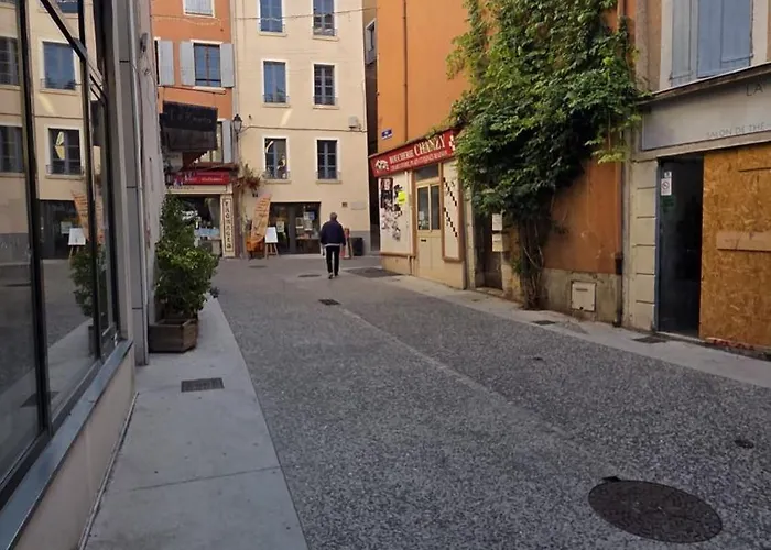 Cosy 3 Nuits Minimum דירה דינייה-לה-בן